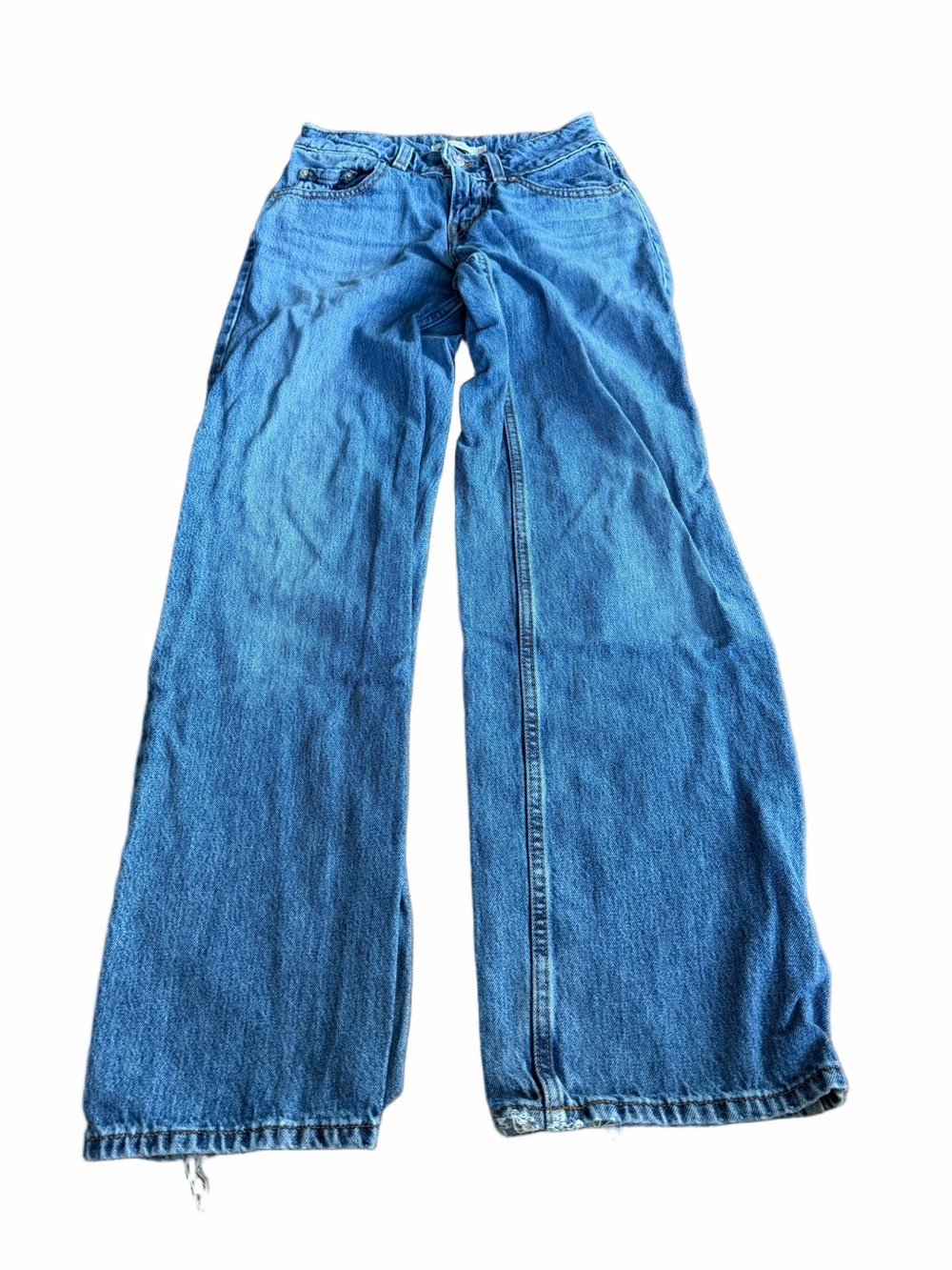 Levi's light blue denim jeans with tan leather patch - Picture 1 of 6